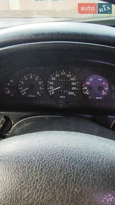 Седан ГАЗ 3110 Волга 2000 в Першотравенске