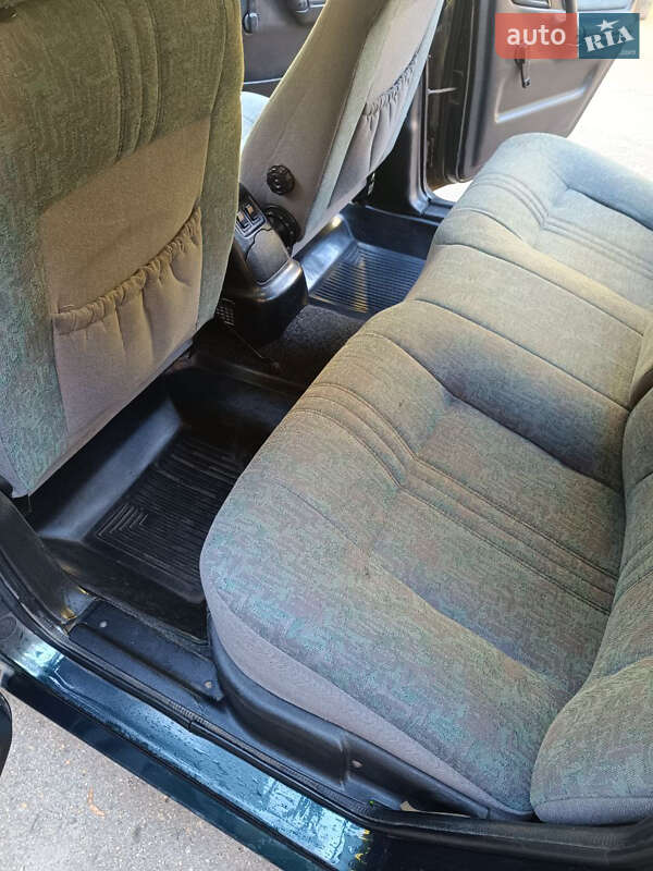 Седан ГАЗ 3110 Волга 2003 в Желтых Водах фото 7 Седан ГАЗ 3110 Волга 2003 в Желтых Водах