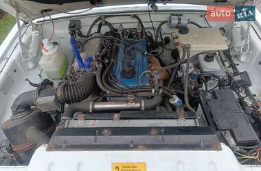 Седан ГАЗ 3110 Волга 2001 в 