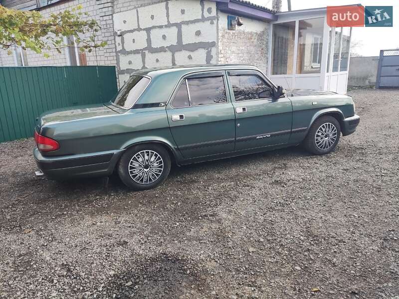 Седан ГАЗ 3110 Волга 2004 в Козельце