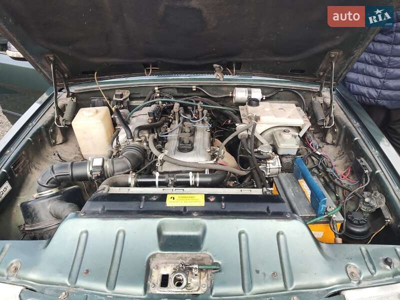 Седан ГАЗ 3110 Волга 2004 в Козельце