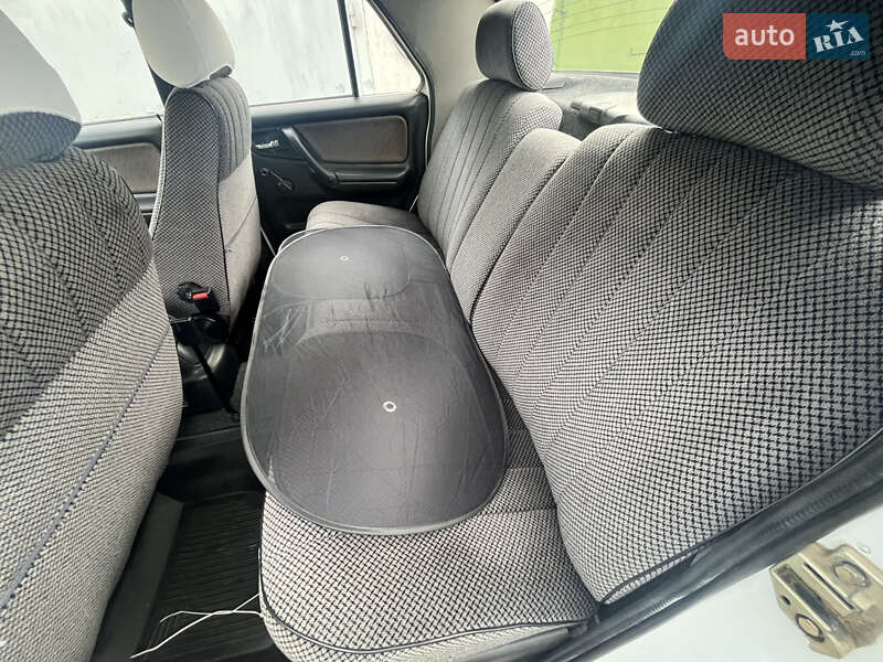 Седан ГАЗ 3110 Волга 2002 в Коростене