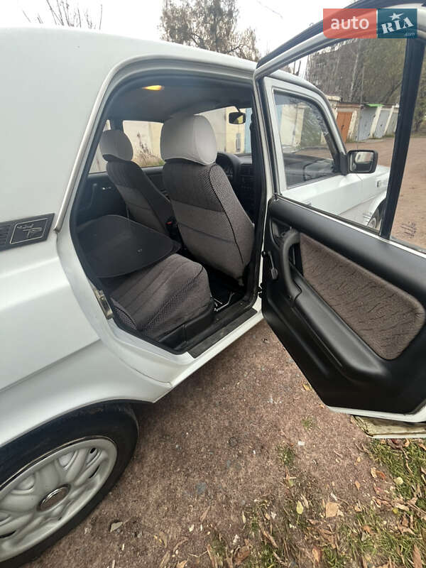 Седан ГАЗ 3110 Волга 2002 в Коростене