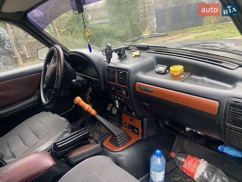 Седан ГАЗ 3110 Волга 2004 в Борщеве фото 9 Седан ГАЗ 3110 Волга 2004 в Борщеве