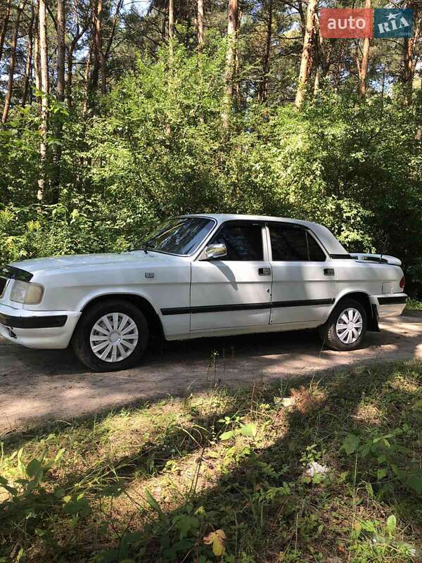 Седан ГАЗ 3110 Волга 2003 в Кременце