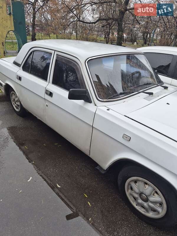 Седан ГАЗ 3110 Волга 2003 в Киеве