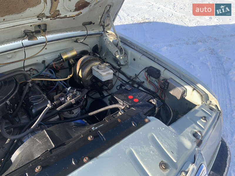 Седан ГАЗ 3110 Волга 2000 в Києві
