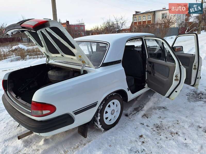 Седан ГАЗ 3110 Волга 2000 в Ізюмі