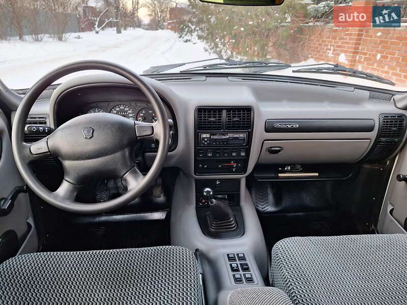 Седан ГАЗ 3110 Волга 2000 в Ізюмі