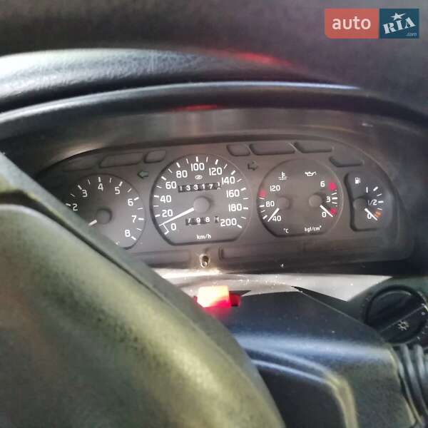 Седан ГАЗ 31105 Волга 2005 в Вільногірську