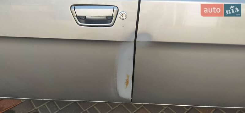 Седан ГАЗ 31105 Волга 2005 в Миколаєві