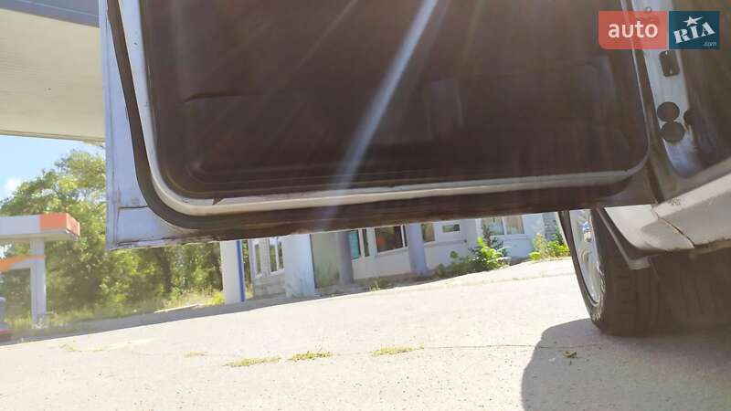 Седан ГАЗ 31105 Волга 2005 в Кременчуці