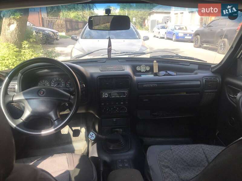 Седан ГАЗ 31105 Волга 2006 в Бердичеві