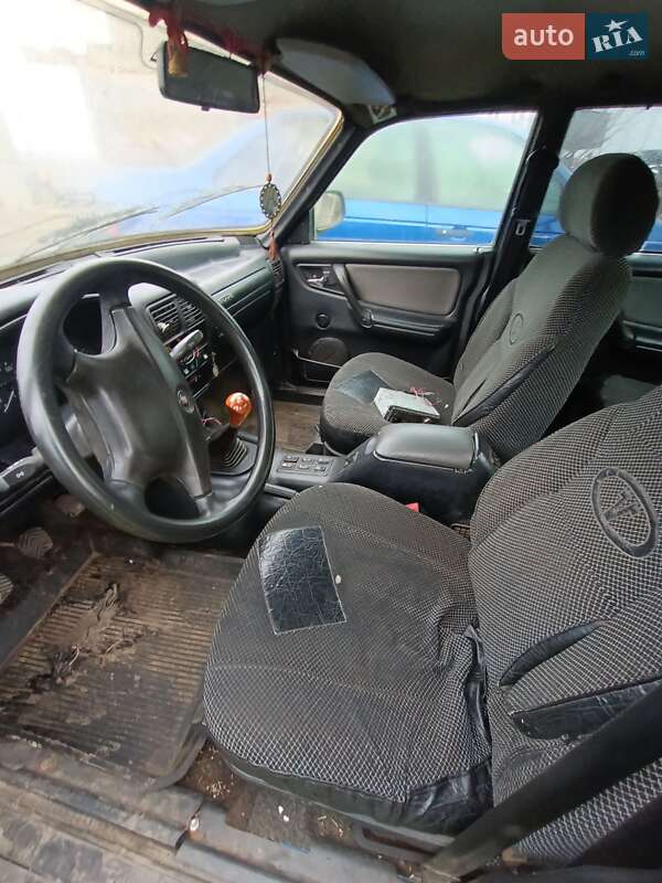 Седан ГАЗ 31105 Волга 2005 в Городке фото 11 Седан ГАЗ 31105 Волга 2005 в Городке