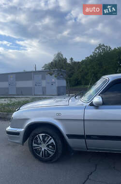 Седан ГАЗ 31105 Волга 2005 в 