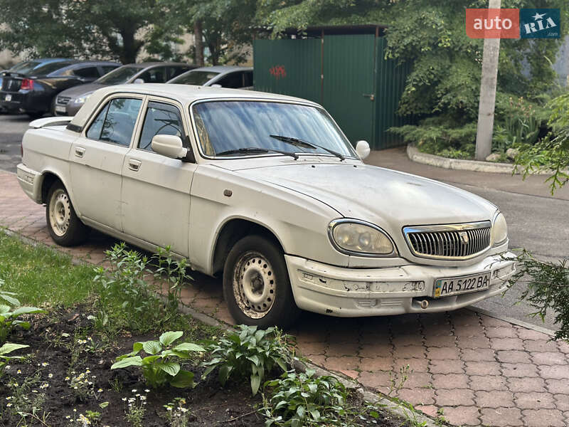 Седан ГАЗ 31105 Волга 2005 в Киеве