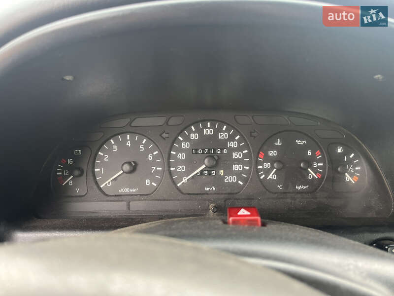 Седан ГАЗ 31105 Волга 2005 в Сумах