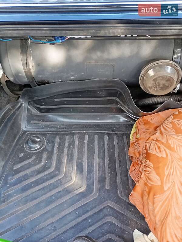 Седан ГАЗ 31105 Волга 2006 в Черкасах