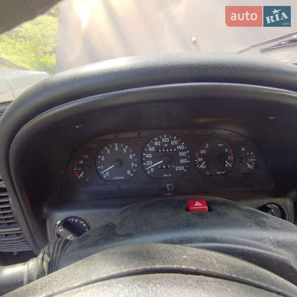 Седан ГАЗ 31105 Волга 2005 в Киеве фото 6 Седан ГАЗ 31105 Волга 2005 в Киеве