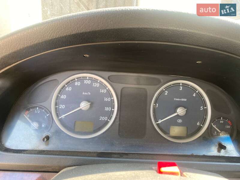 Седан ГАЗ 31105 Волга 2007 в Днепре