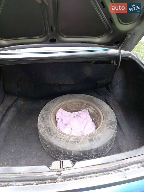 Седан ГАЗ 31105 Волга 2006 в Києві