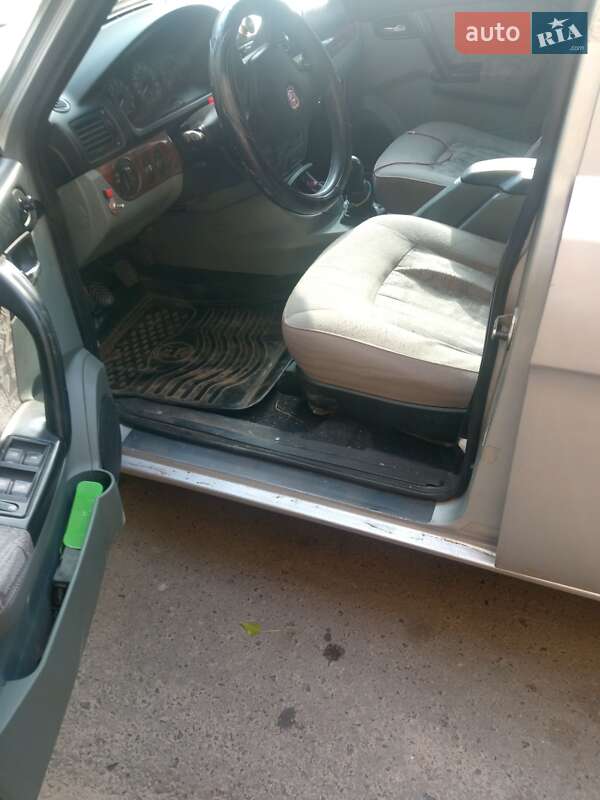 Седан ГАЗ 31105 Волга 2008 в Чернігові