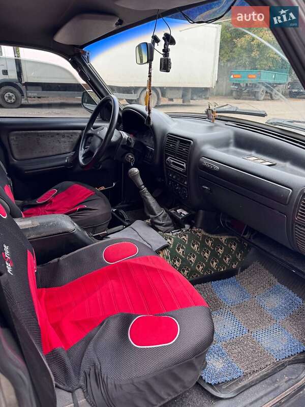 Седан ГАЗ 31105 Волга 2006 в Сумах фото 8 Седан ГАЗ 31105 Волга 2006 в Сумах