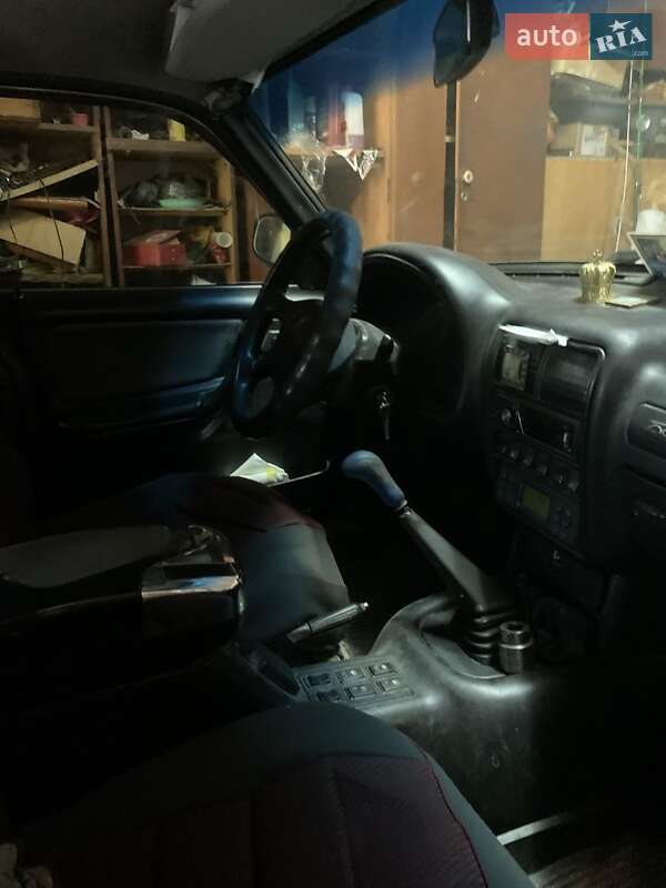 Седан ГАЗ 31105 Волга 2005 в Кременчуці фото 2 Седан ГАЗ 31105 Волга 2005 в Кременчуці