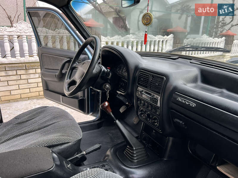 Седан ГАЗ 31105 Волга 2005 в Гусятине