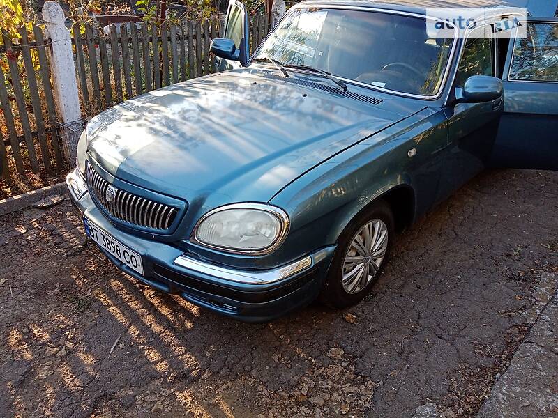 ГАЗ 31105