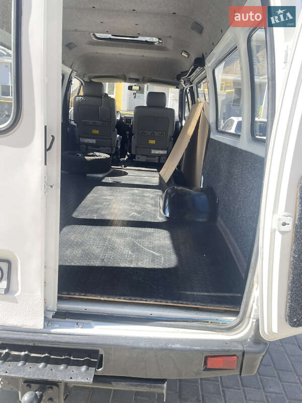 Микроавтобус ГАЗ 3221 Газель 2001 в Одессе