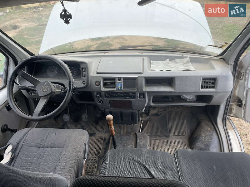 Универсал ГАЗ 3221 Газель 2001 в Херсоне