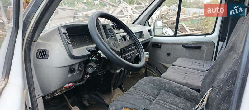 Микровэн ГАЗ 3221 Газель 2001 в Одессе фото 4 Микровэн ГАЗ 3221 Газель 2001 в Одессе