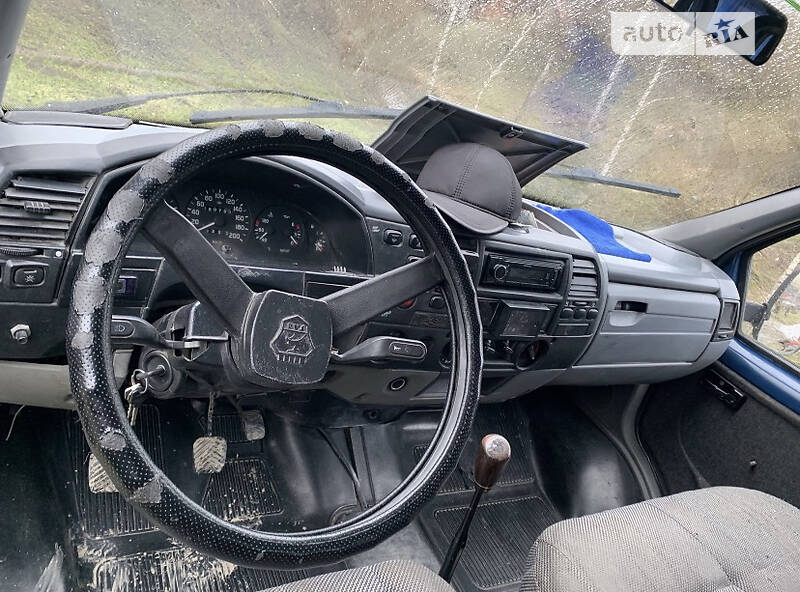 Мікроавтобус ГАЗ 32213 Газель 2003 в Ужгороді