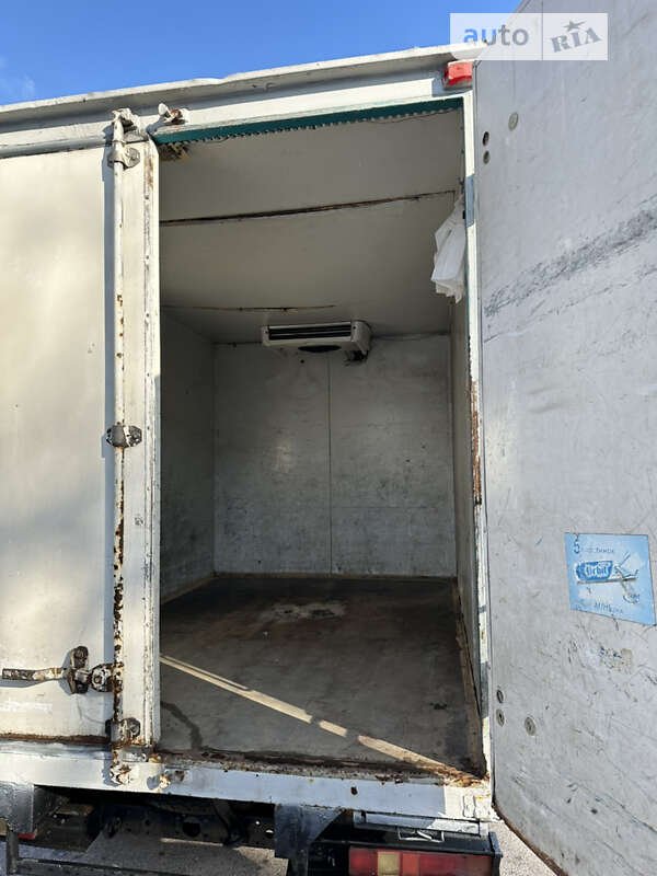 Вантажний фургон ГАЗ 3302 Газель 1999 в Херсоні фото 5 Вантажний фургон ГАЗ 3302 Газель 1999 в Херсоні