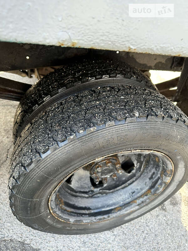 Вантажний фургон ГАЗ 3302 Газель 1999 в Херсоні фото 6 Вантажний фургон ГАЗ 3302 Газель 1999 в Херсоні