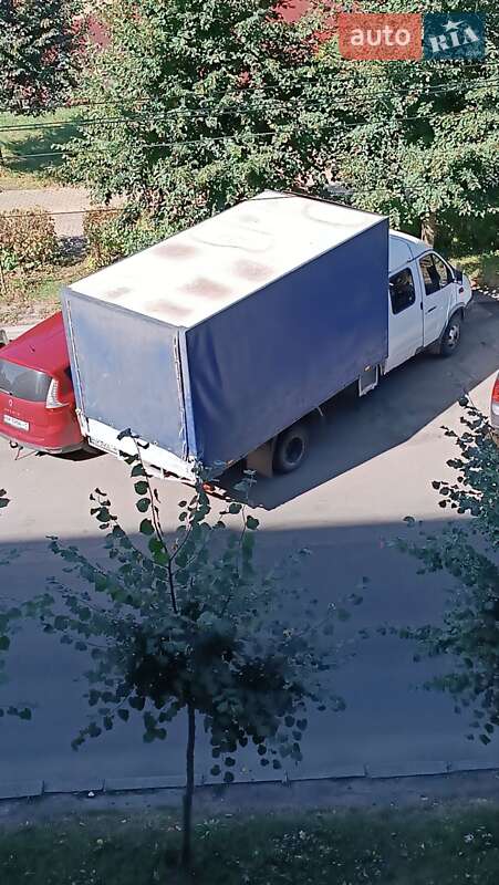 Вантажний фургон ГАЗ 3302 Газель 2007 в Рівному