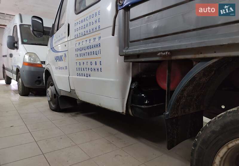 Грузовой фургон ГАЗ 3302 Газель 2008 в Чернигове