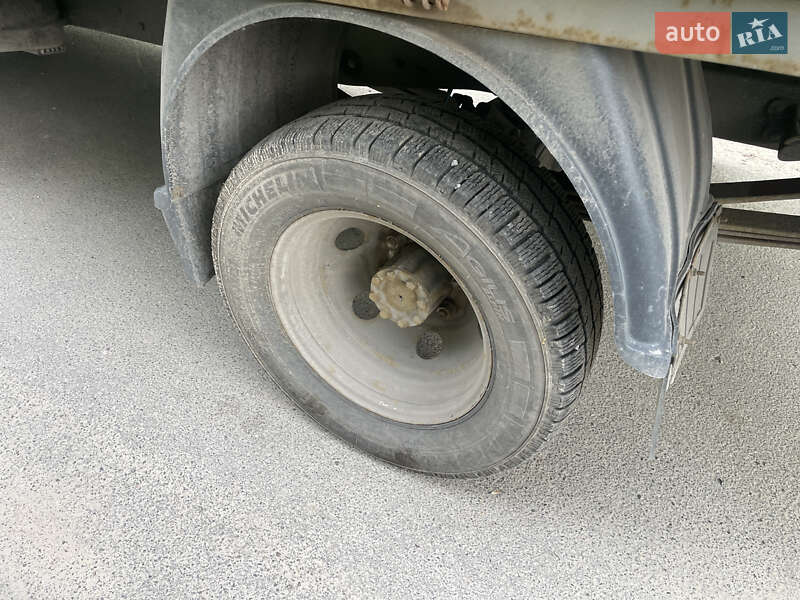 Тентований ГАЗ 3302 Газель 2006 в Києві фото 9 Тентований ГАЗ 3302 Газель 2006 в Києві