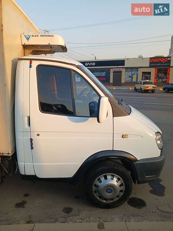 Грузовой фургон ГАЗ 3302 Газель 2005 в Харькове