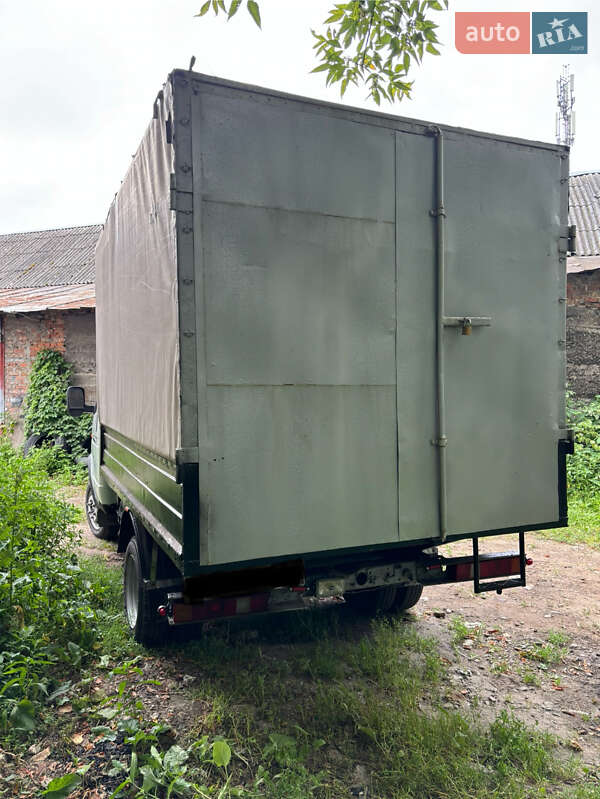 Грузовой фургон ГАЗ 3302 Газель 2005 в Ромнах