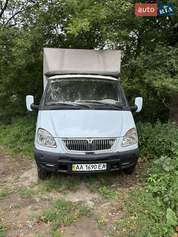Грузовой фургон ГАЗ 3302 Газель 2005 в Ромнах