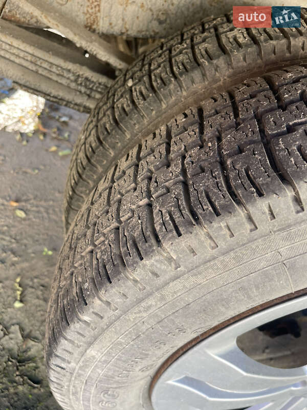 Платформа ГАЗ 3302 Газель 2003 в Залещиках фото 9 Платформа ГАЗ 3302 Газель 2003 в Залещиках