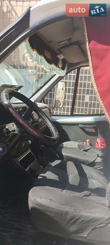 Седан ГАЗ 3302 Газель 2005 в Харкові фото 5 Седан ГАЗ 3302 Газель 2005 в Харкові