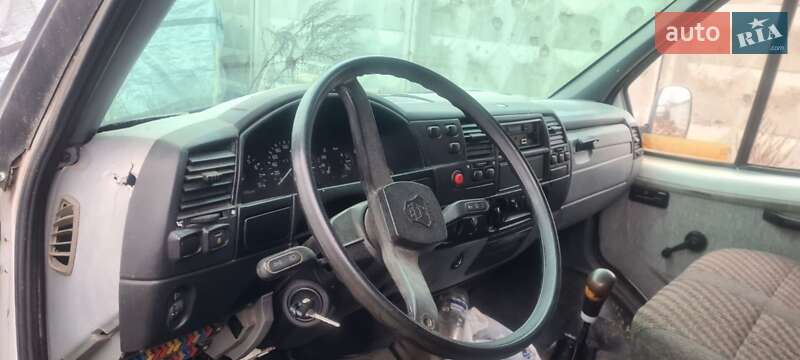 Минивэн ГАЗ 3302 Газель 2004 в Ирпене