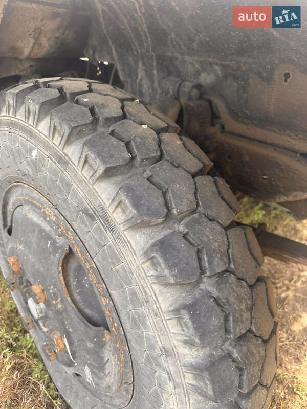 Самосвал ГАЗ 3307 2002 в Черкассах