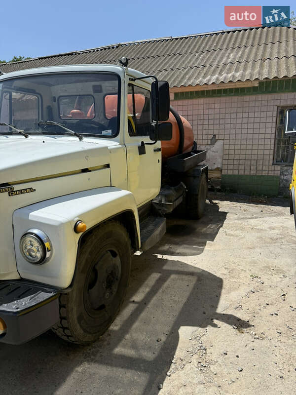 Цистерна ГАЗ 3307 2007 в Одессе фото 2 Цистерна ГАЗ 3307 2007 в Одессе