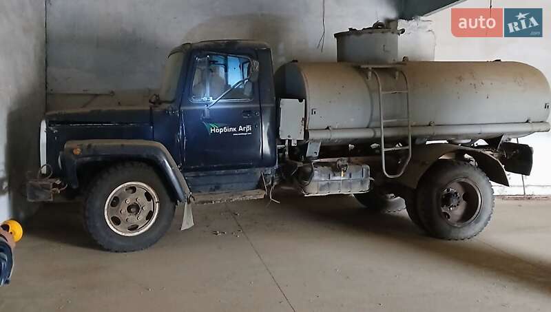 Бензовоз ГАЗ 3307 1999 в Самборе