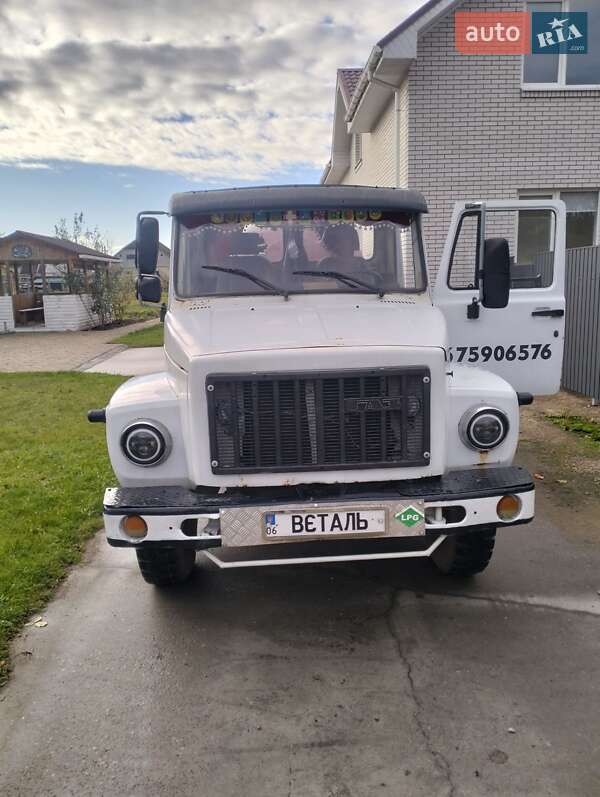 Машина  асенізатор (вакуумна) ГАЗ 3307 1995 в Житомирі