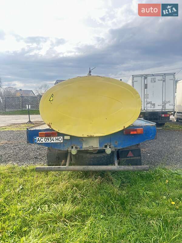 Цистерна ГАЗ 3307 2004 в Луцке